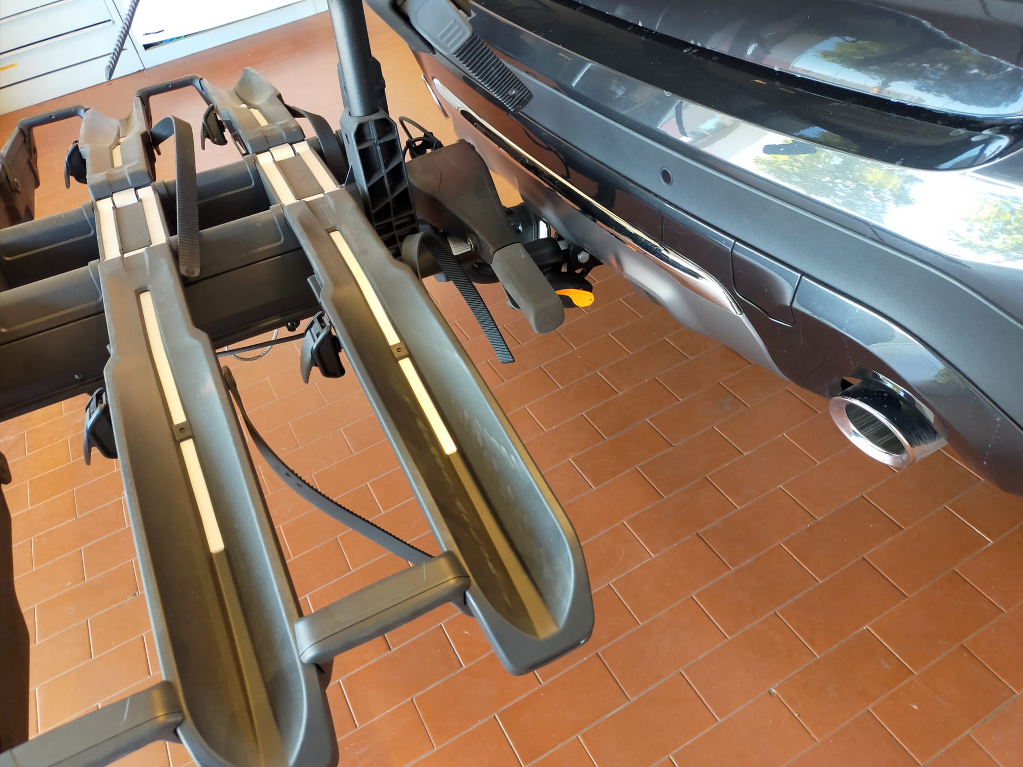 Installazione e Montaggio Gancio Traino Fidenza Parma Officina Ferrari